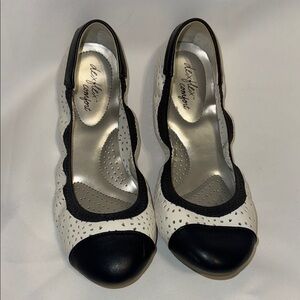 Dexflex Comfort Women’s Ballet Flats White/Navy Size 7